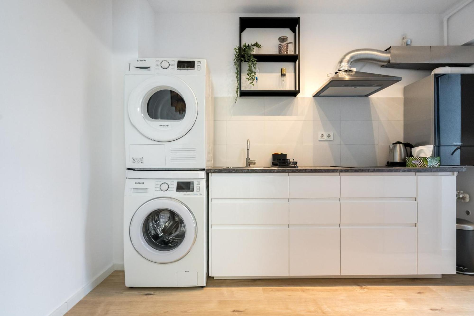 Breeze - Modern Escape In Pipera Apartment Bukares Bagian luar foto